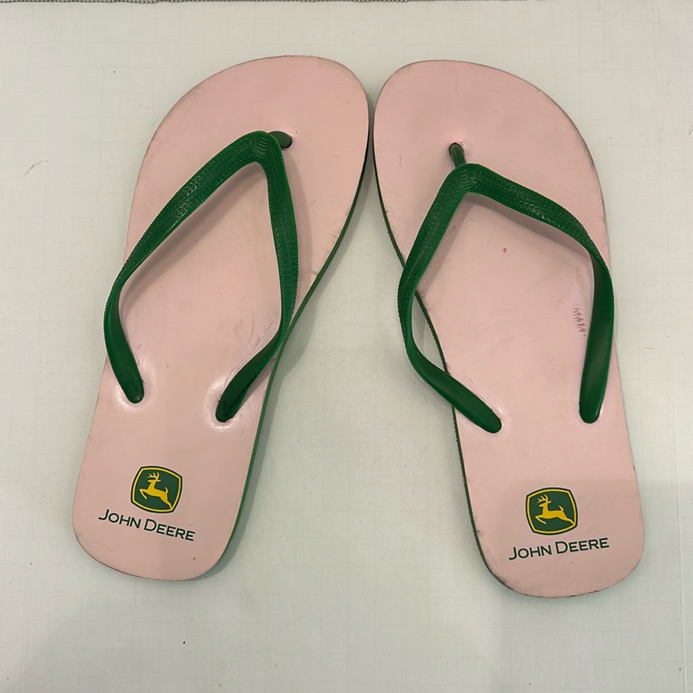 John Deere Flip Flops Thong Sandals Beige Green 101/4 inches Size 9